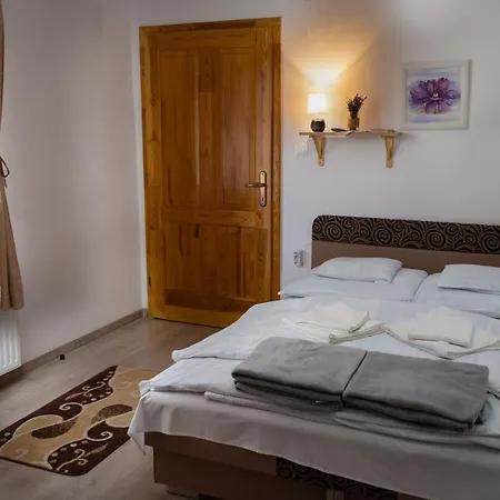 Szitakoto Vendeghaz Guest house *