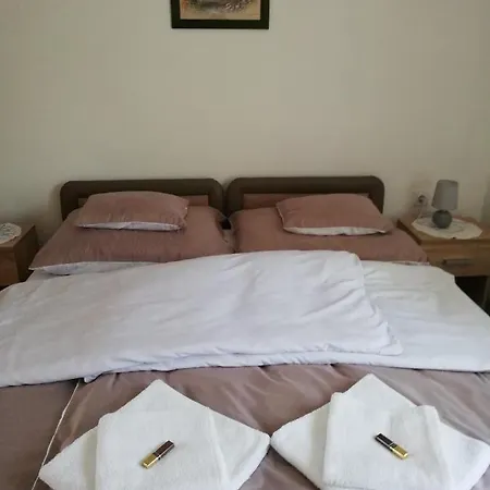 Guest house Szitakoto Vendeghaz *